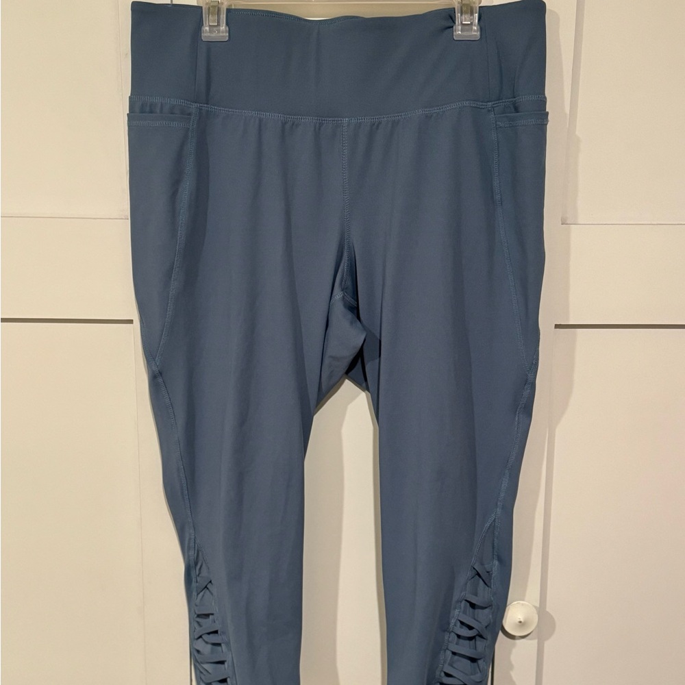 Dress Barn: Livi cropped leggings